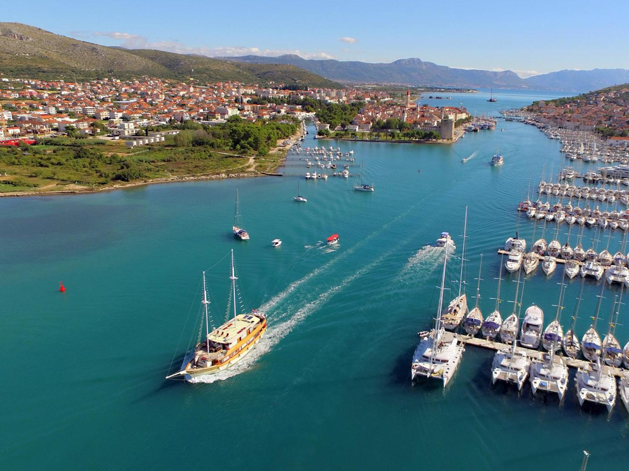 Apartment Flynn Trogir Ngoại thất bức ảnh